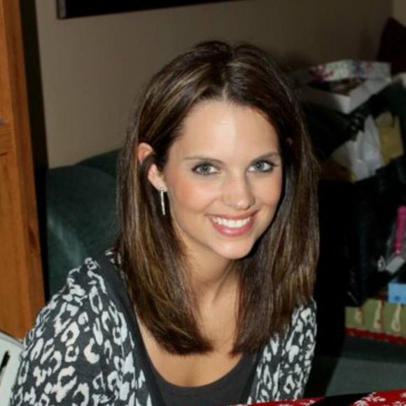 Meet your Posher, Jessica - Picture 1 of 1